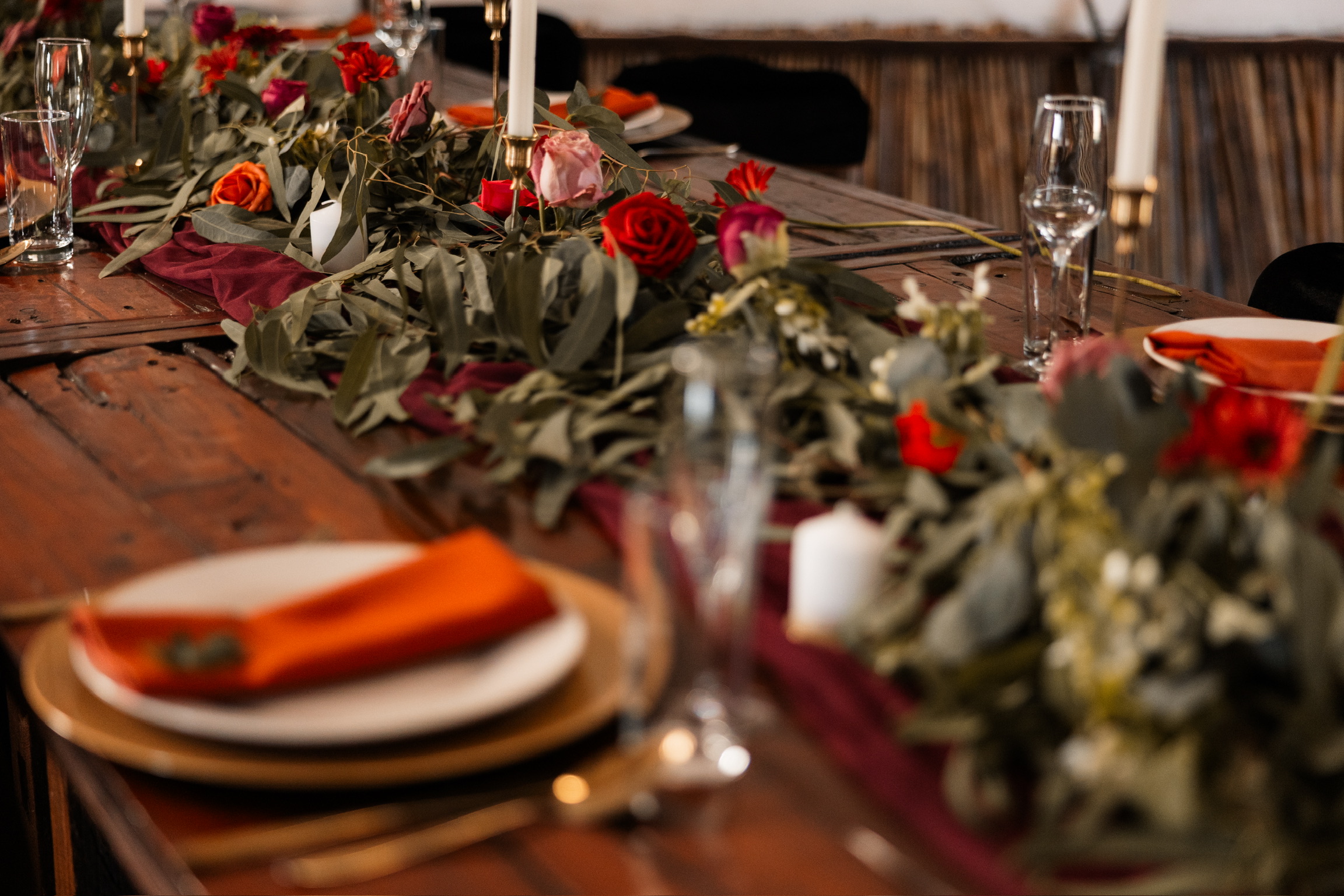 Decor (florals + candeholders) - Image 3