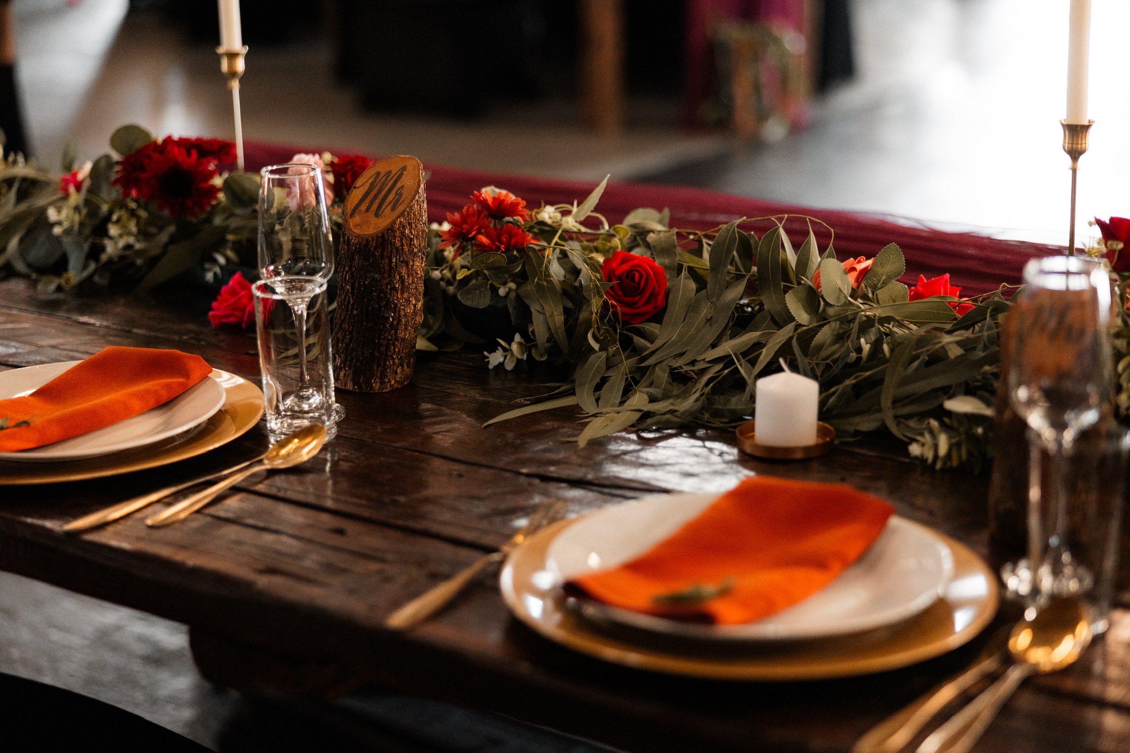 Decor (florals + candeholders) - Image 5